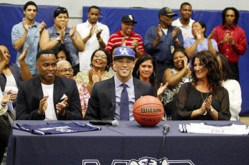 意甲-家族射手三代传承：布克光耀门楣