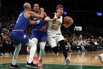 西甲-三名铁板凳合力砍下84分！他们竟然也能组成凯尔特人的三巨头？